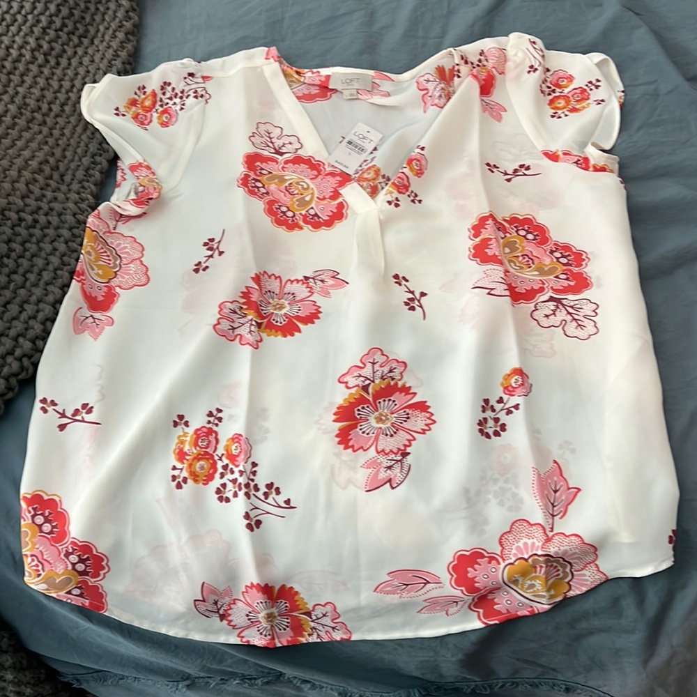 Flowy dress shirt